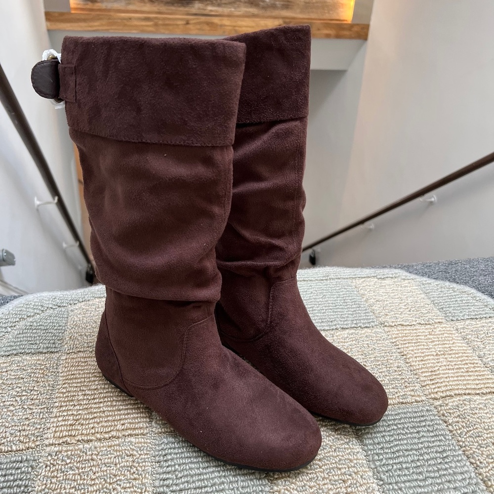 🌸NEW Journee Collection Women's  Wide-Calf Buckle Slouch Boots Dark Brown